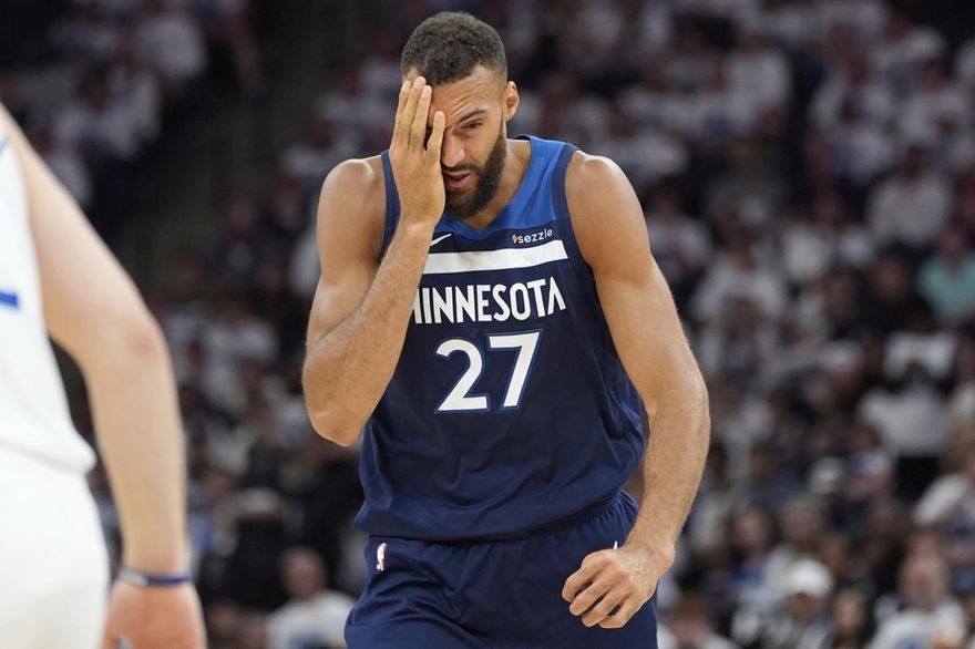 NBA/灰狼球星驚爆與女友分手　要她帶1歲兒、肚裡的寶寶一起走