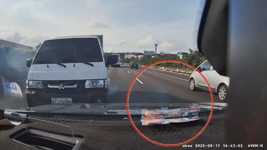 影/白沙屯媽祖顯聖？「平安符滑出」國道前車打轉突止住