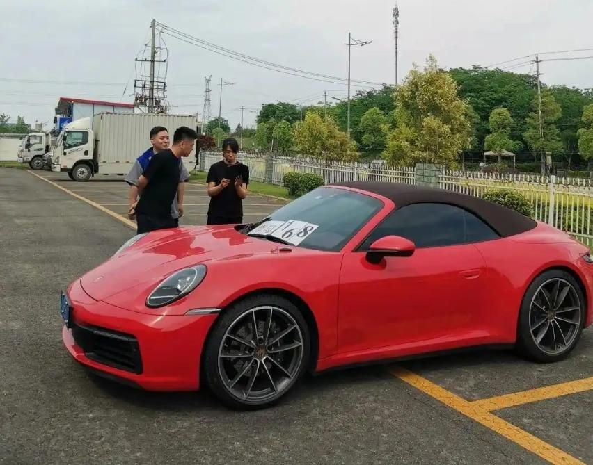 頂級戀愛腦？陸男詐1.4億供女友買豪宅豪車...自己節儉度日