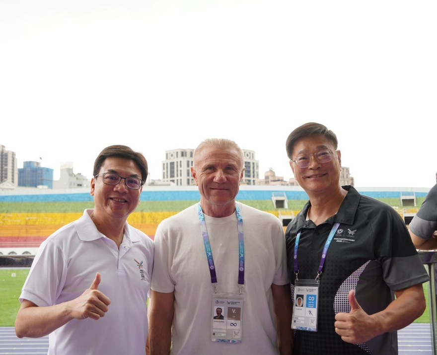 國際壯年運動總會長布卡視察板橋體育場　與劉和然交流賽會經驗