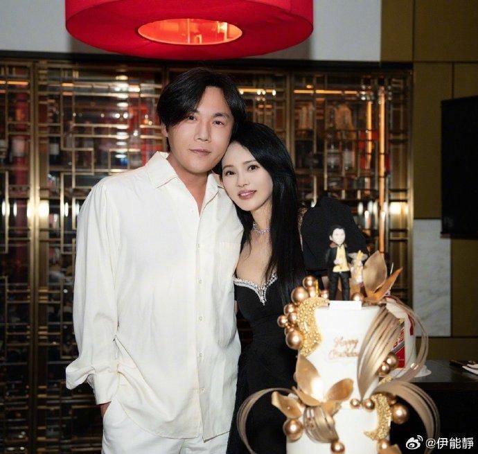 伊能靜遭傳婚變正面反擊　甜慶秦昊47歲生日曝真實互動