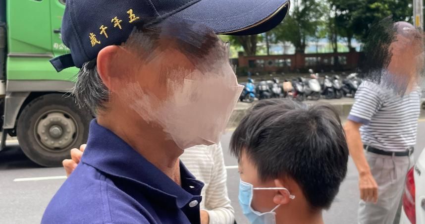 「孩子我們來看妳了」三峽2女童相驗　家屬悲慟進太平間