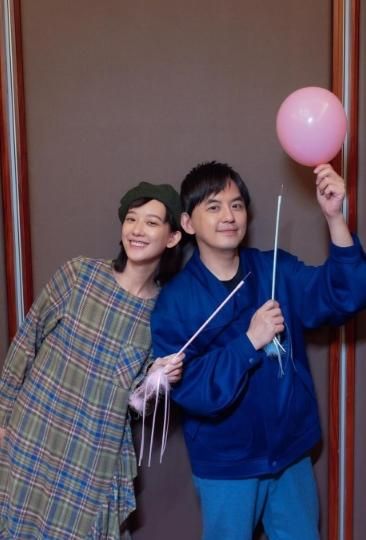 黃子佼7年賺3億！孟耿如昔甜曝2人超合　交往1年就想婚