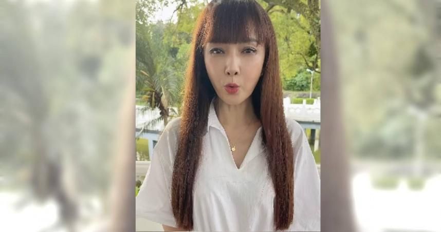 影/在三峽車禍現場拍片被罵翻！胡文英鞠躬道歉了
