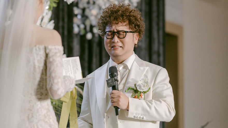 納豆婚禮誓詞超催淚！告白依依「把我從墳墓救回來」