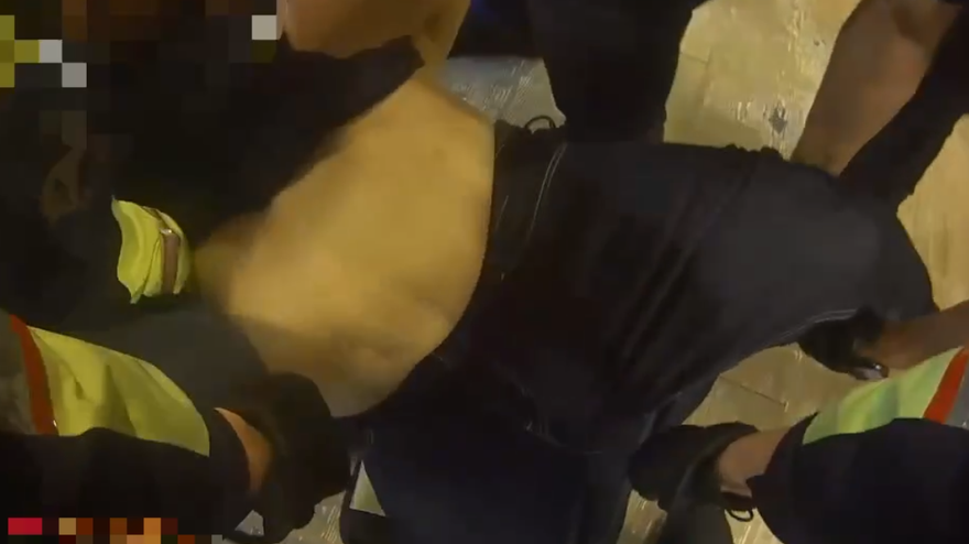 謀職不順又罹癌！板橋男持刀衝進早餐店　要求報警