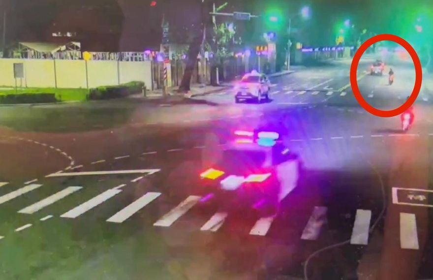 影/高雄女騎士拒檢自撞亡！檢相驗抽取眼球　母淚訴：女兒很乖