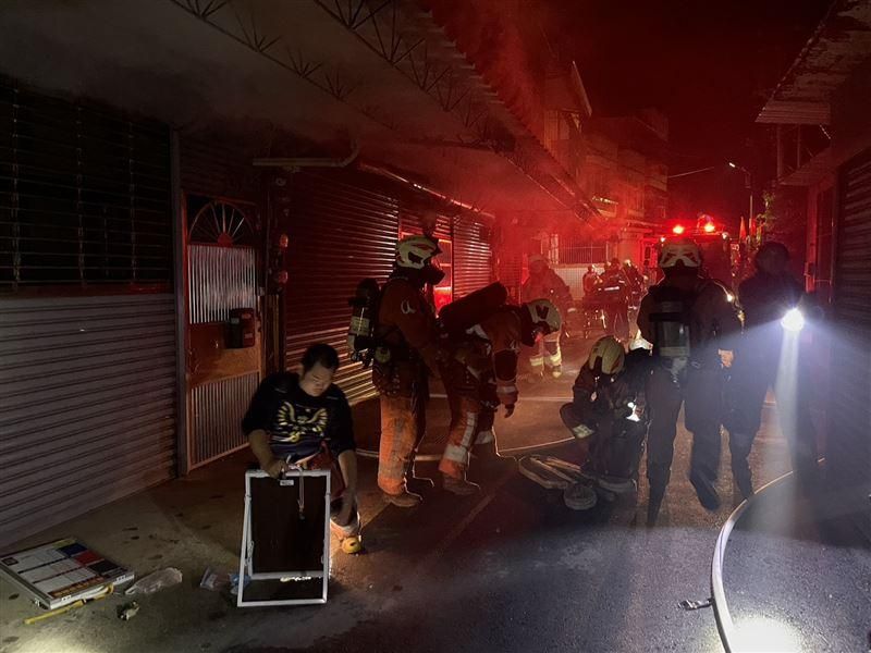 新竹透天厝大火！3老者被救出　「1人昏迷」送醫搶救