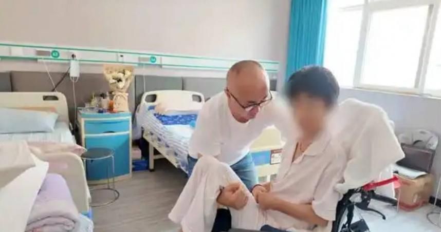36歲媽護女遭暴打「大腦退化變90歲」　冷血劫匪還點外賣