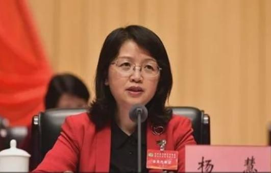 陸女貪官貪腐曝光！癡迷豪宅1.6億買別墅、砸千萬蓋泳池