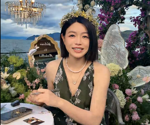 離婚4個月！陳妍希「慶42歲罕見曬兒」喊話：願能做更好的自己