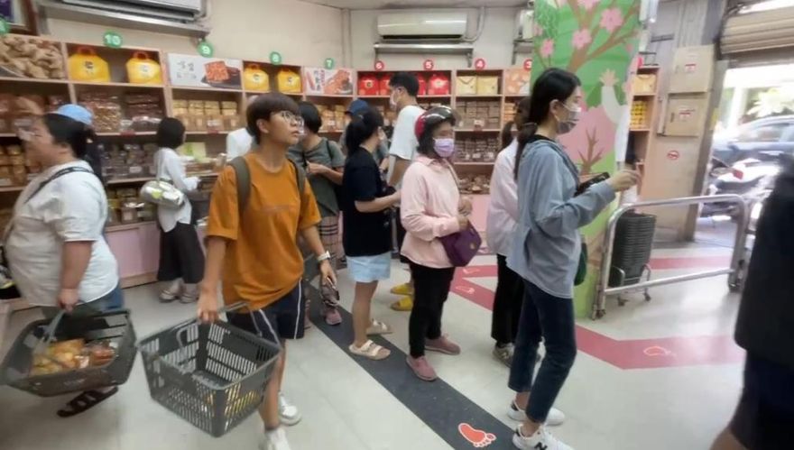 影/70年老店福義軒6/1調整價格！　手工蛋捲漲至195元