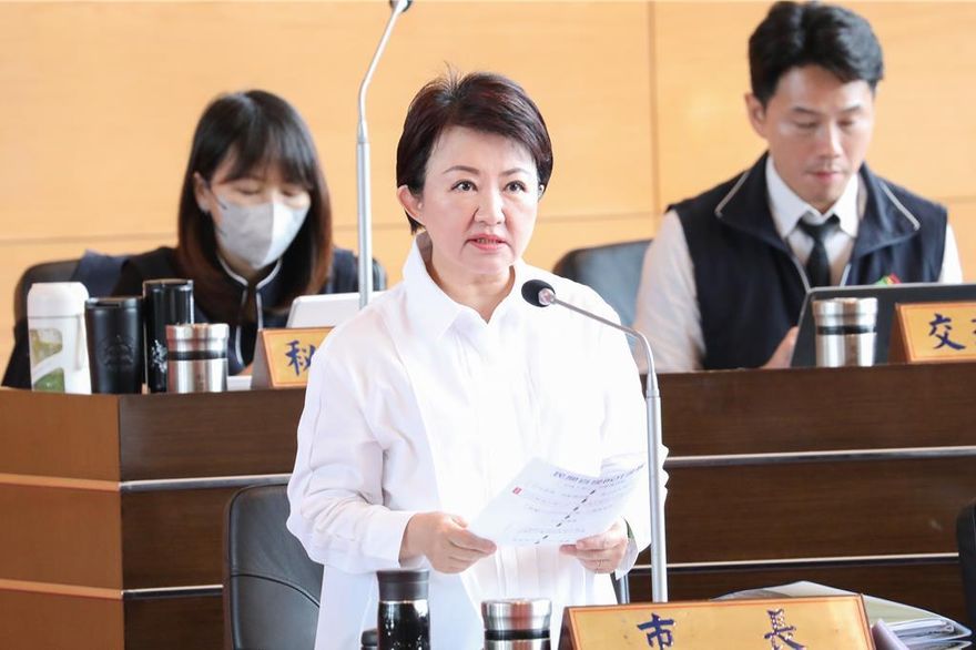 開嗆彭啟明！盧秀燕「用肺發電」連喊3遍　挺2028無煤中火