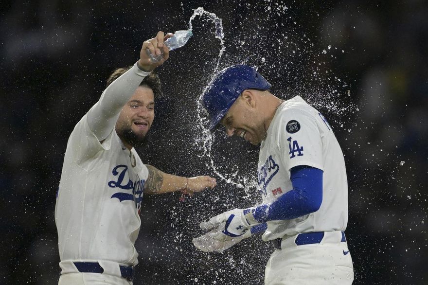 MLB/曼西單場雙響將戰線逼至延長　福里曼再見安打道奇贏球