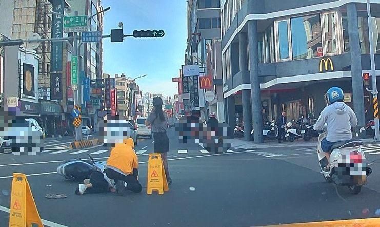 影/台南逆向衝撞！騎士遭撞「倒路中間」傷亡不明