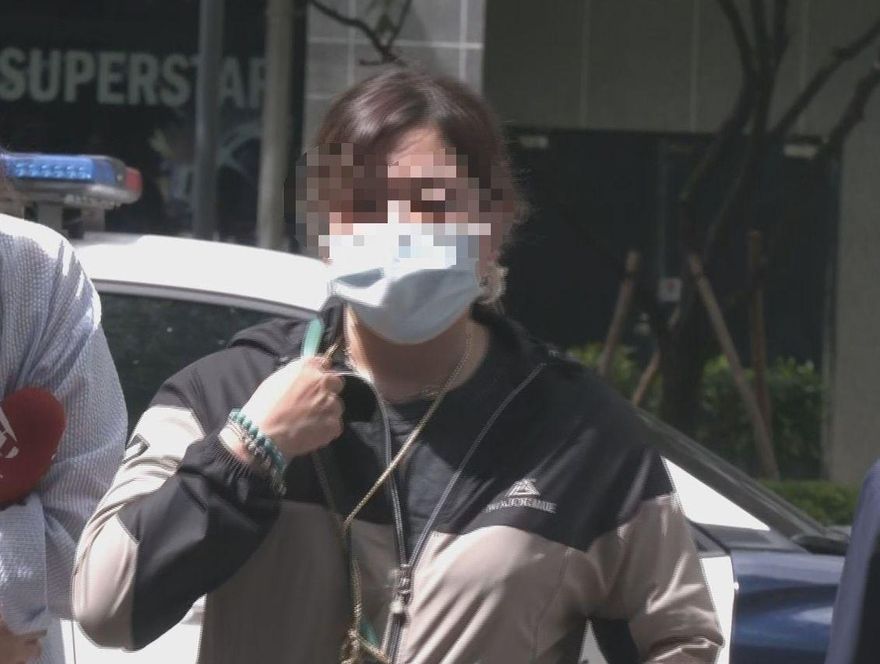 女黑貓捅殺男同事！遺孀赴警局悲吐5字　嫌犯黑歷史曝
