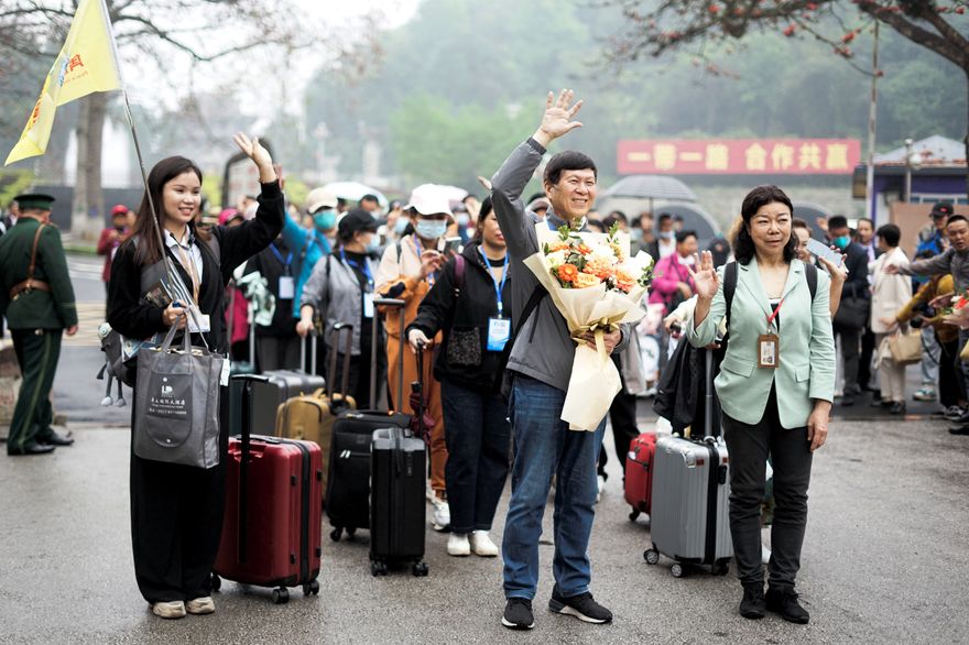 大陸旅行團將審核參團旅客職業　從事記者、律師等「敏感行業」恐被拒