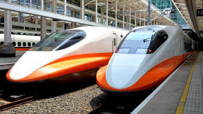 高鐵11/3起週五至日增58班！南港-台中區間自由座車廂擴至8節