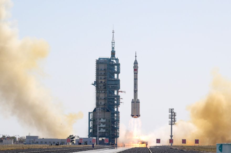 影/神舟17號26日順利點火發射　10分鐘後進入預定軌道任務「圓滿成功」