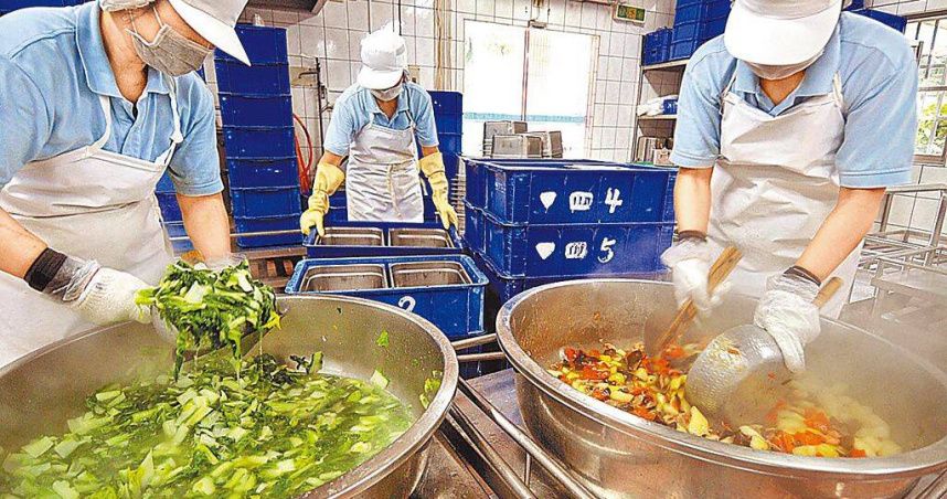 新北營養午餐弊案纏訟13年落幕！涉案校長賣紅豆湯開貨車、3人已離世