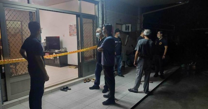 不勝唏噓！嘉義女長照壓力大...悶死失智父遭起訴　未料她遭鐵捲門壓頸亡