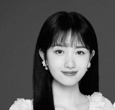 快訊/中毒猝逝！美女音樂人兼作家李瀟茗得年25歲　家屬哀慟證實
