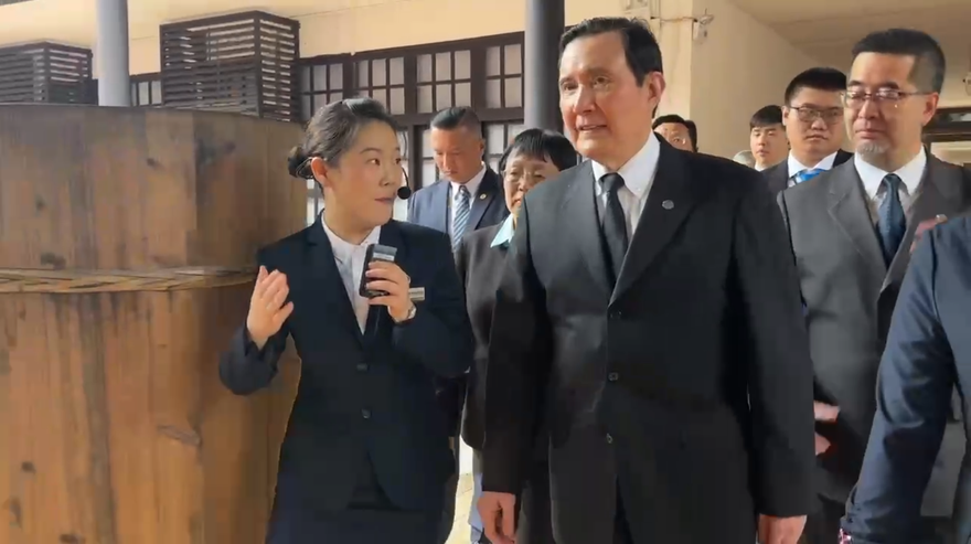 影/馬英九訪黃埔軍校舊址關注「裝潢風格」　提在總統府「當了8年總統」