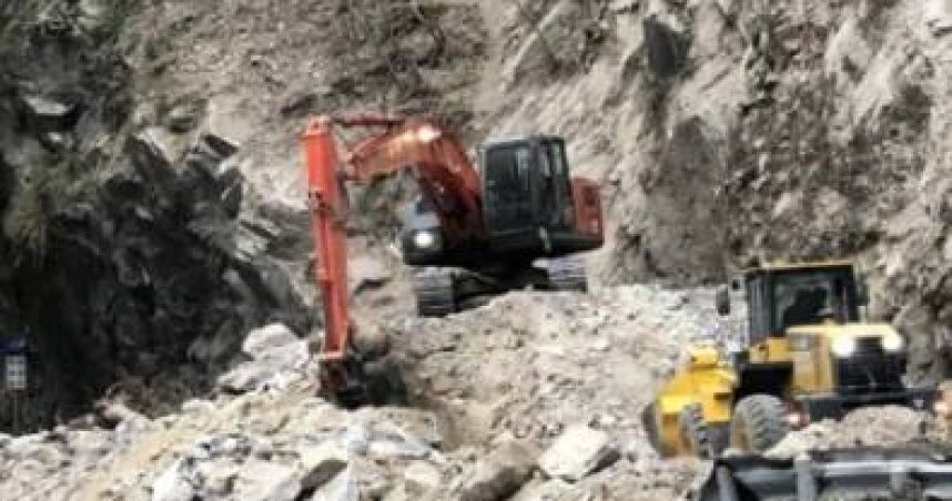 7.2強震撼全台/震後至今13死6失聯...土耳其無人機隊抵台！　唯一外國團隊助搜救