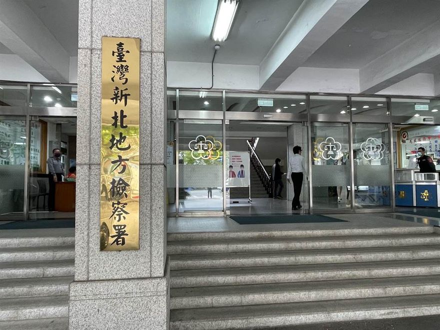 快訊/新北割頸案！乾兄妹今移送新北檢　家人發聲：孩子做錯了