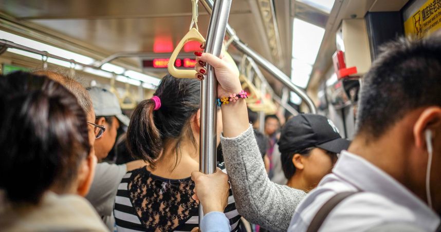 外縣市通勤「單趟1小時起跳」...網超不解！　過來人曝原因：比租房便宜