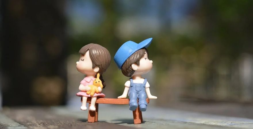 交往快一年女友突提分手...只因他職業「很丟臉」！　網批：都是藉口