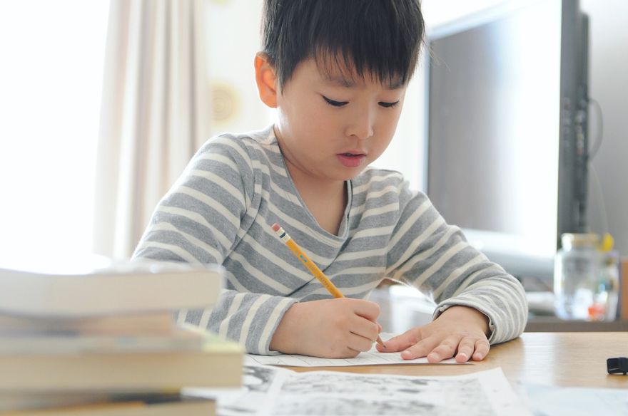 陸7歲男童患過動症　被同班46名家長「聯合要求轉學」