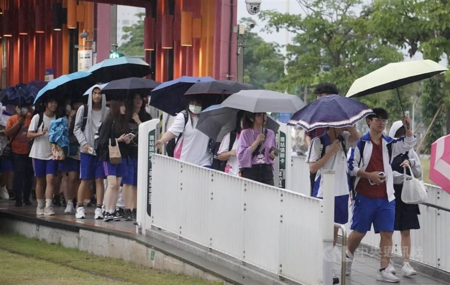 強降雨開炸！苗栗台中彰化等10縣市大雨特報　南高屏注意大雷雨