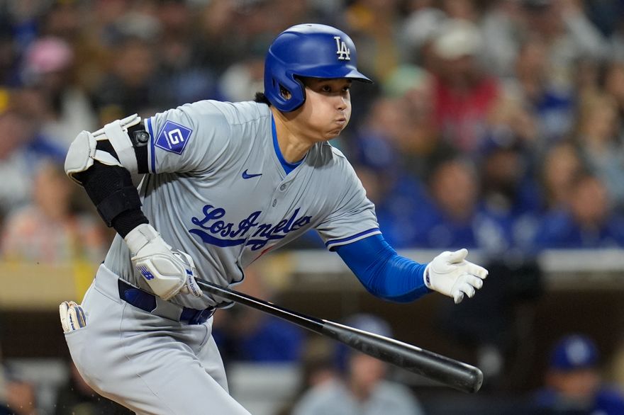 影/大谷翔平「笑打松井」！7數據冠大聯盟　道奇被敲再見安飲恨