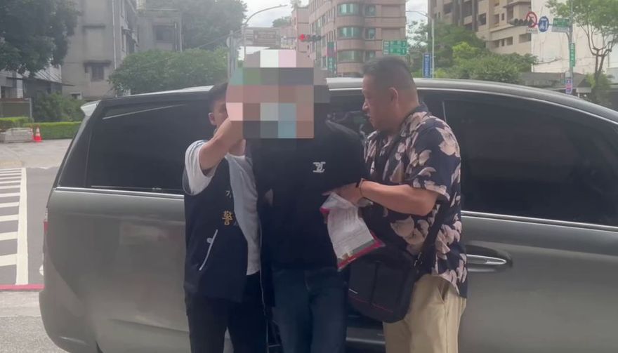 影/19歲孝子被打死丟包老闆家樓下！擺攤籌錢救母竟遭橫禍　女友淚斥兇嫌扯謊