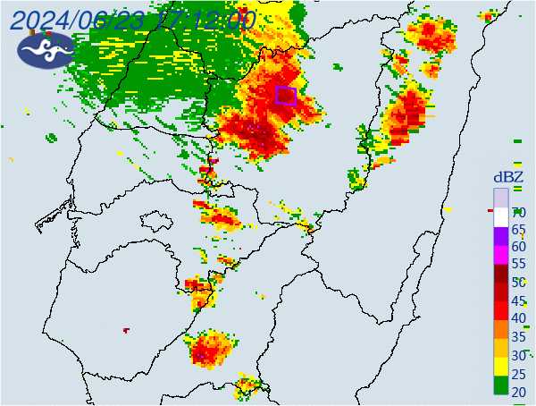 快訊/全台幾乎一半雨區！13縣市豪雨特報　3行政區提防淹水