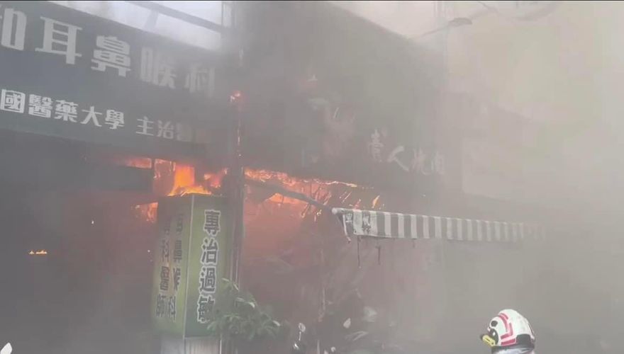 快訊/台中周末不平靜！知名燒肉店驚傳大火　2員工倒臥廚房釀1死1命危