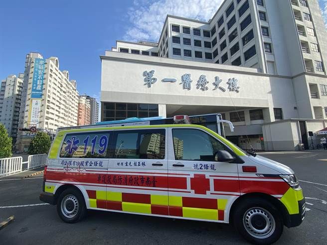 快訊/台南晚間悚命案！北汕尾海灘驚見「全身腫脹」浮屍　男子身分待查