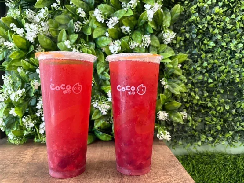 揪人喝飲料！CoCo莓莓派對買1送1爽喝　一杯不用40元
