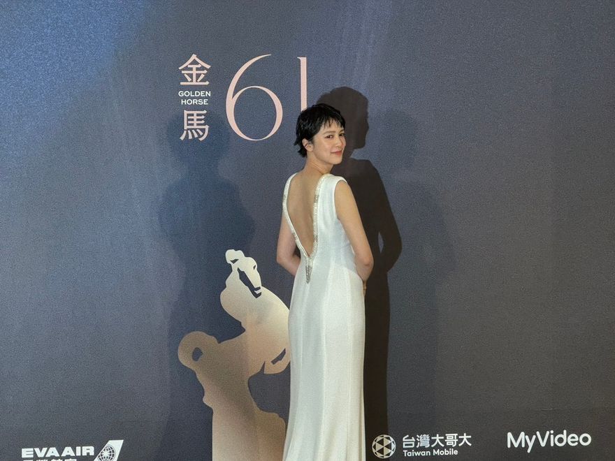 金馬61/金馬獎午宴出狀況？喜翔意外曝劉奕兒「後台落淚」！
