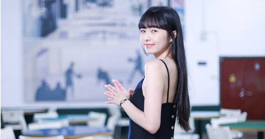 「最美校花」簡廷芮兒發燒住院15天！冒2反應：變小腦炎