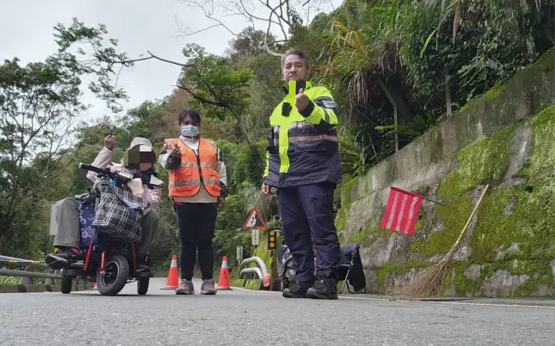 苗栗嬤「獨騎醫療電動車」　挑戰12小時120公里攻南橫