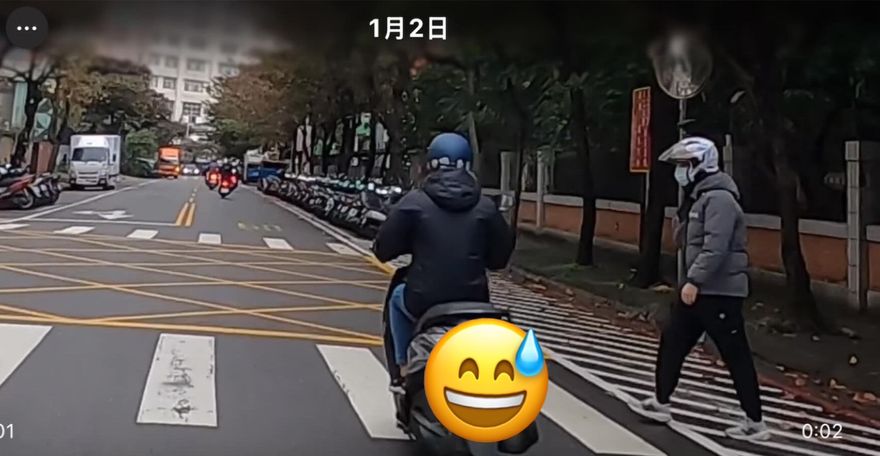 影/鬼遮眼！檢舉機車險撞人疑遭吃案　警方籲提供原始檔