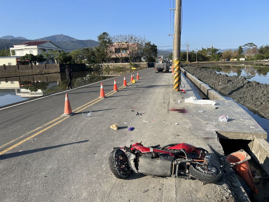 影/魂斷異鄉！宜蘭移工騎電動機車雙載撞貨車　1死1傷