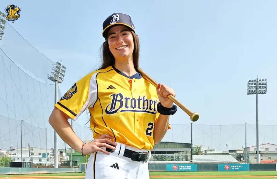 兄弟首聘女打教！平野邀莎菈成左右手　盼工藤公康傳承經驗