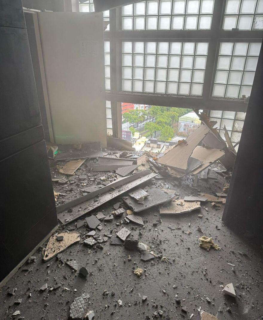 影/跟死神擦肩！他新光三越面試遇爆炸　主管喊「快逃」