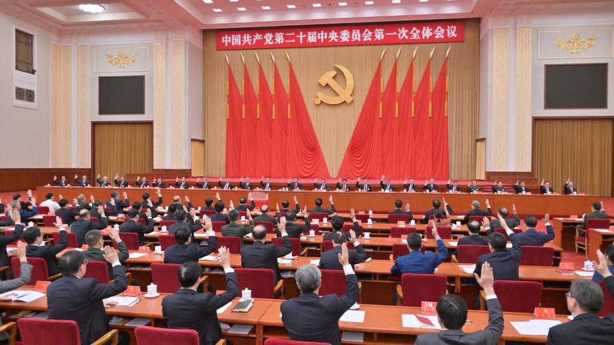 中共20大/不是鐵椅子！新華社揭中央領導層誕生過程　稱有同志主動退下表現高風亮節
