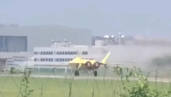 影/殲-20換「中國心」！渦扇-15發動機試飛成功　成陸戰機超美里程碑