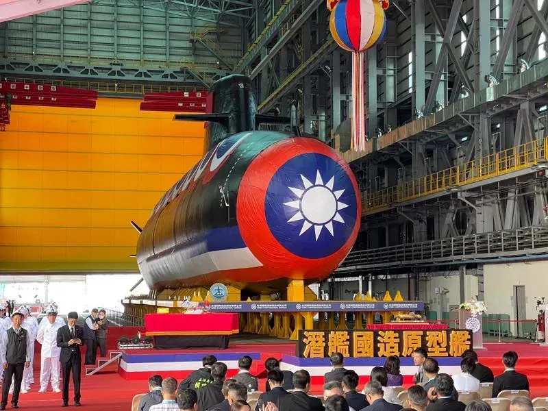國造潛艦「海鯤軍艦」今下水！蔡英文擲瓶：我們做到了