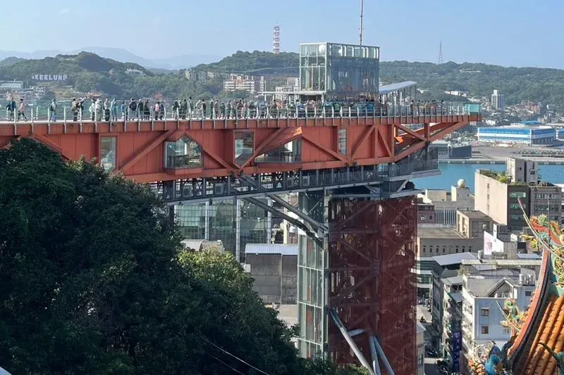 出遊新秘境！基隆塔、信二防空洞16日起營運　登高看大船入港